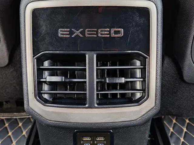 Exeed TX — Фото автомобиля 19