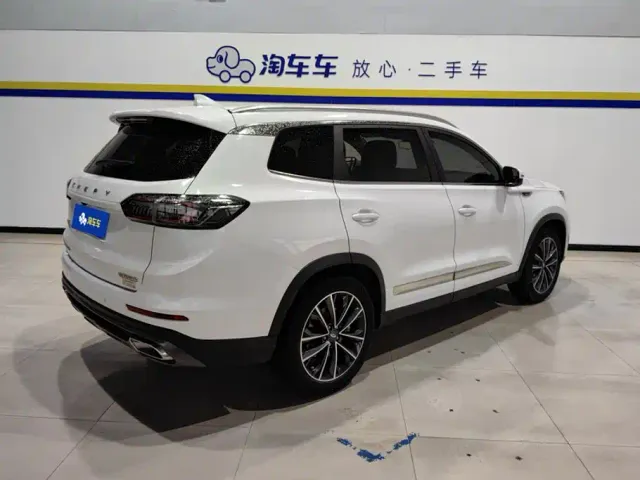 Chery Tiggo 8 PLUS — Фото автомобиля 3