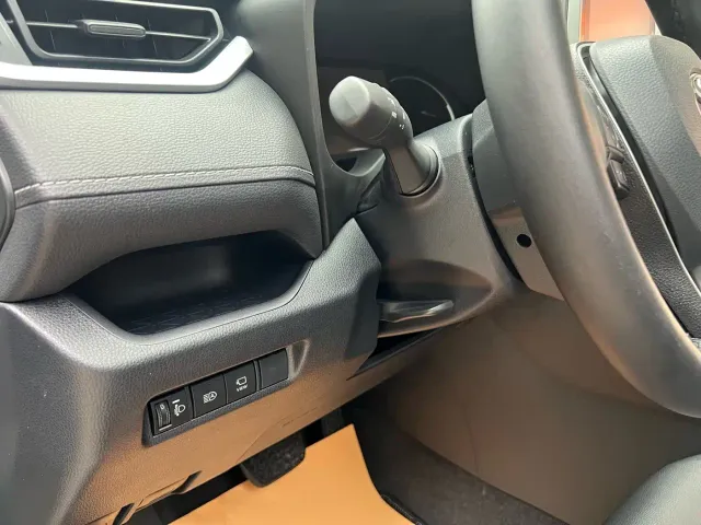 Toyota RAV4 — Фото автомобиля 14