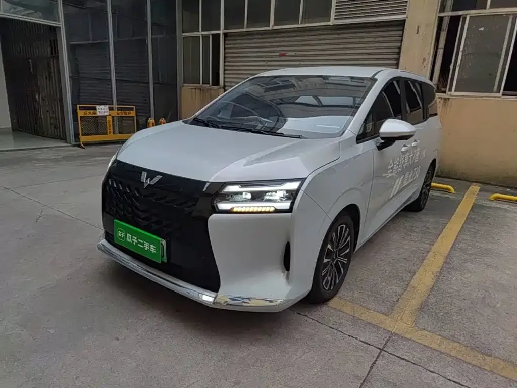 Фотография автомобиля — Wuling Motors Xingguang 730 New Energy