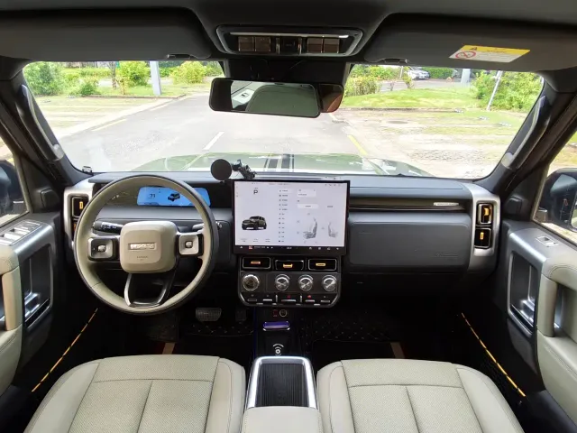 iCAR V23 — Фото автомобиля 21
