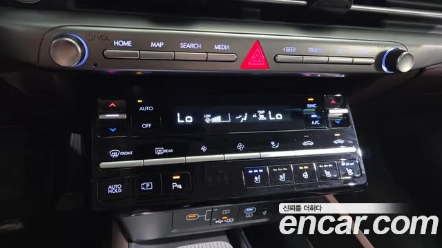 Hyundai Grandeur Grandeur (GN7) 2.5 Бензин 2WD — Фото автомобиля 27