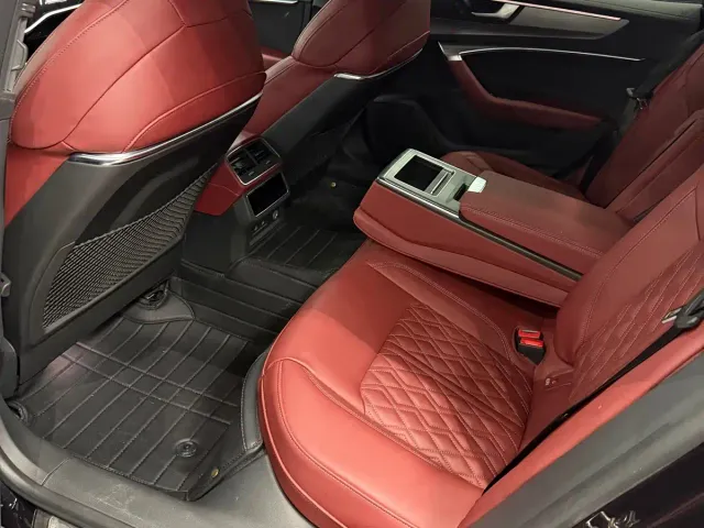 Audi A7L — Фото автомобиля 5