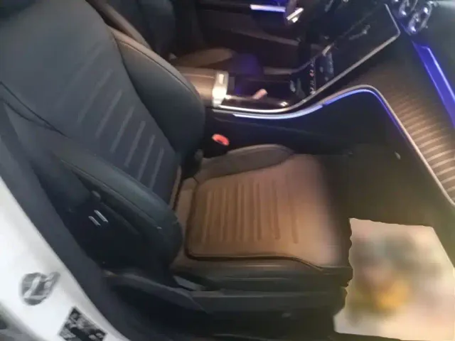Mercedes-Benz C-Class — Фото автомобиля 24