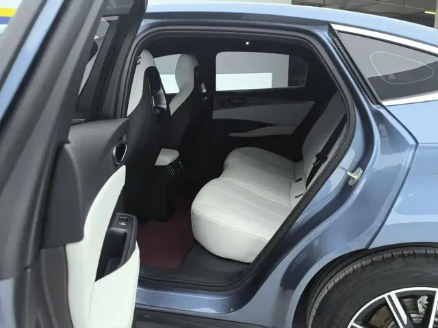 BYD Seal 06 — Фото автомобиля 11