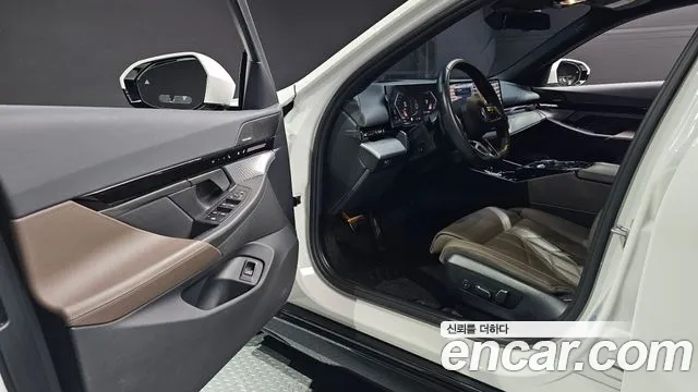 BMW 5-Series — Фото автомобиля 8