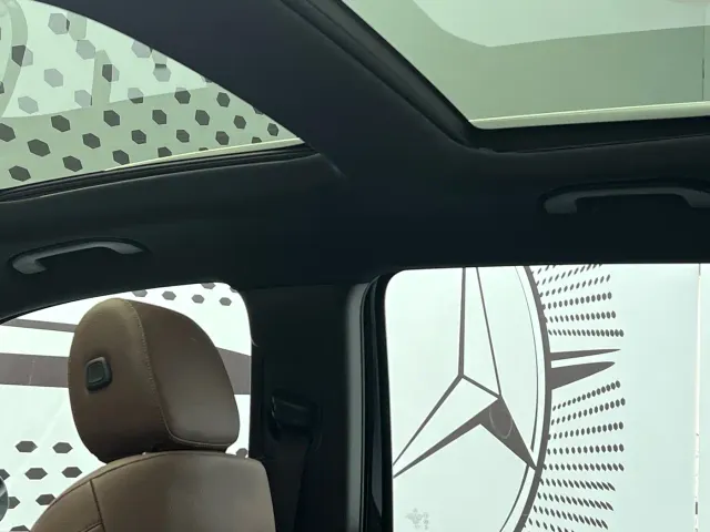 Mercedes-Benz EQB — Фото автомобиля 9