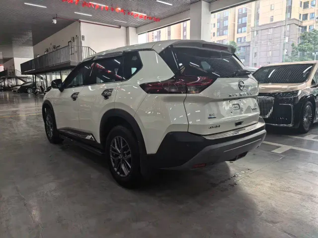 Nissan X-Trail — Фото автомобиля 18