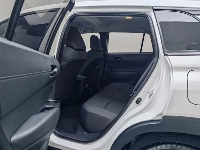 Toyota Corolla Cross — Фото автомобиля 17