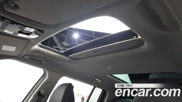 Hyundai Santafe — Фото автомобиля 16