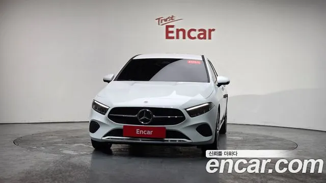 Mercedes-Benz A-Class — Фото автомобиля 3
