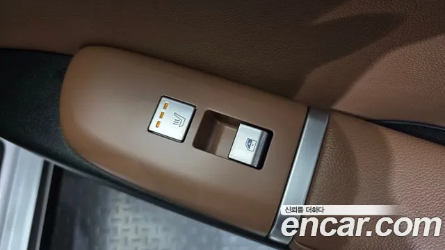 Hyundai Grandeur GN7 — Фото автомобиля 24