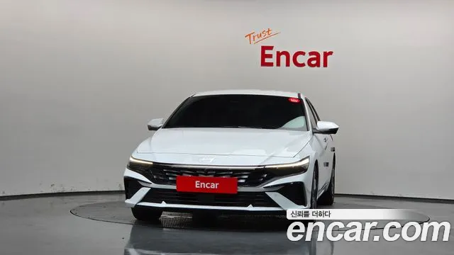 Hyundai AVANTE Новый Avante (CN7) — Фото автомобиля 3