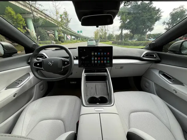 Arcfox Alpha S5 — Фото автомобиля 10