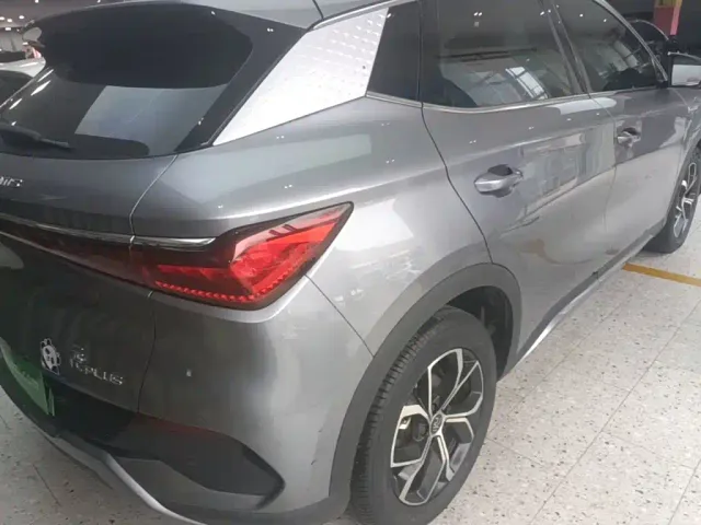 BYD Yuan PLUS — Фото автомобиля 6
