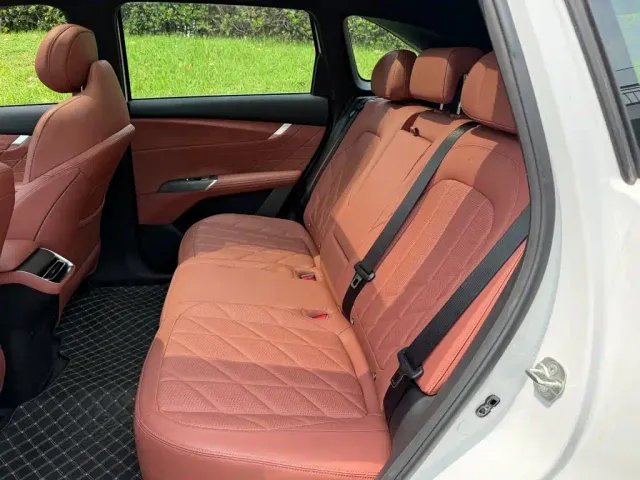 Changan CS75 Plus — Фото автомобиля 12