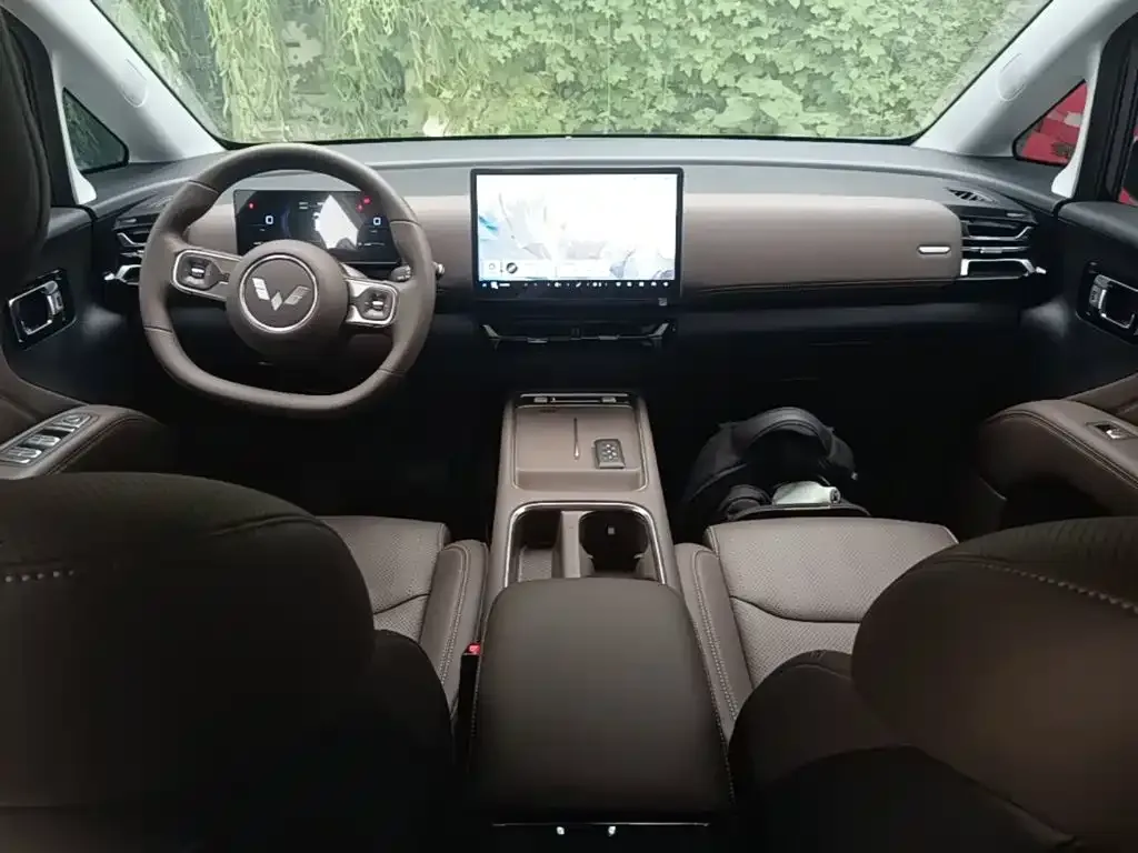 Wuling Motors Xingguang 730 New Energy 2025 Model Plug-in Hybrid Base Version — Фото автомобиля 9