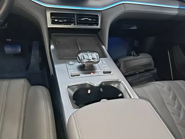 BYD Song L DM-i — Фото автомобиля 13