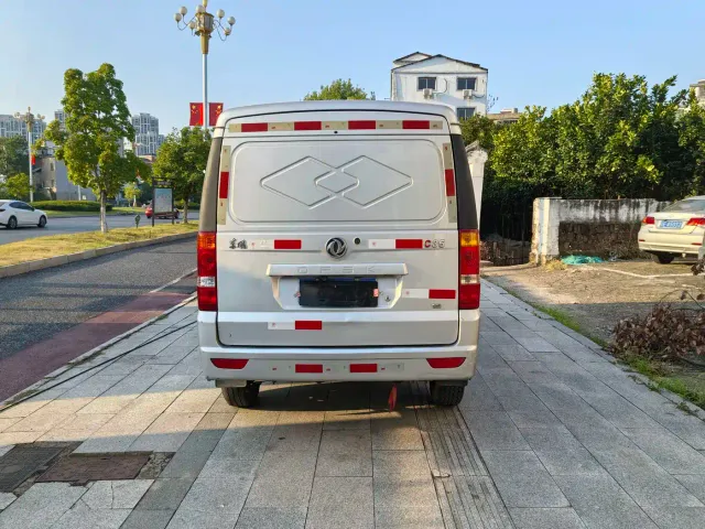 Dongfeng Xiaokang DFSK C35 — Фото автомобиля 6