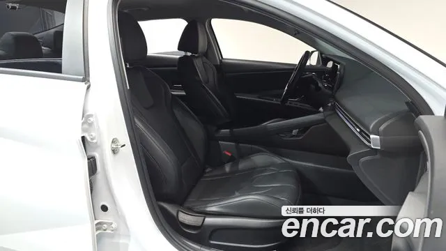 Hyundai Avante CN7 — Фото автомобиля 17