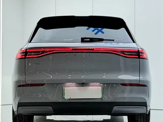 Geely Galaxy E5 — Фото автомобиля 15