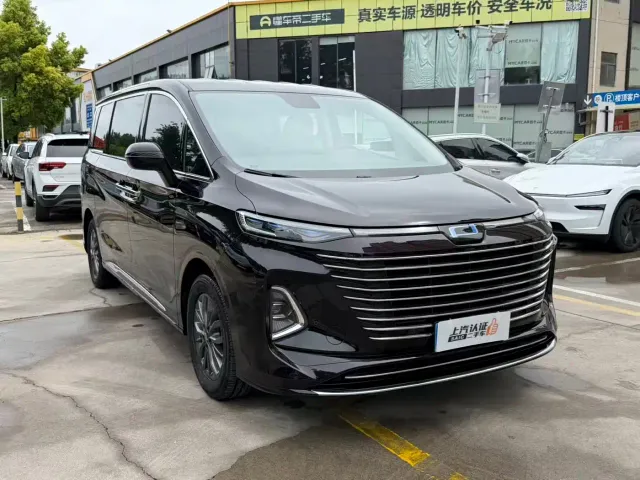Bestune Besturn M9 — Фото автомобиля 3