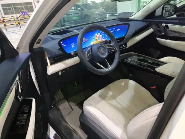 Buick E5 — Фото автомобиля 15