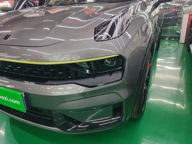 Lynk & Co 05 — Фото автомобиля 23