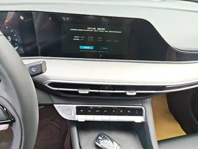 Changan Eado — Фото автомобиля 12