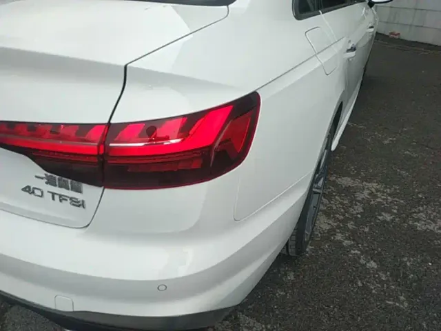 Audi A4L — Фото автомобиля 7