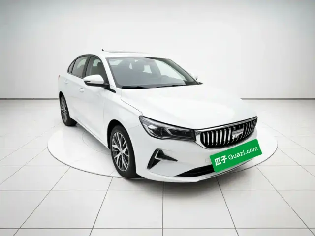 Geely Emgrand — Фото автомобиля 3