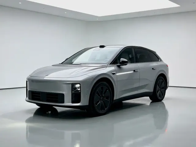 Фотография автомобиля — Li Auto i6