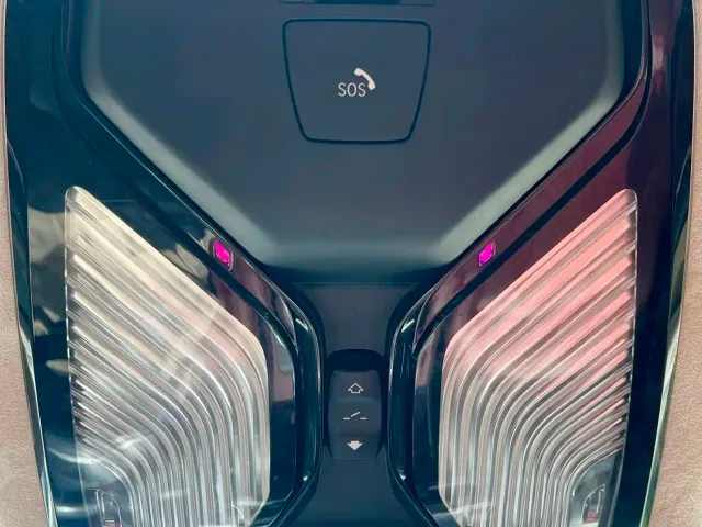 BMW i3 — Фото автомобиля 14