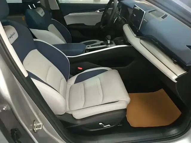 Geely Xingrui — Фото автомобиля 24