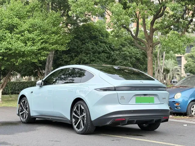 Nio ET5 — Фото автомобиля 12