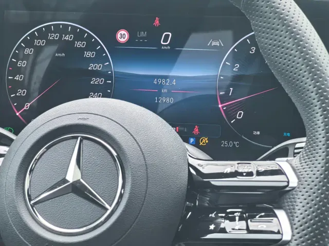Mercedes-Benz C-Class — Фото автомобиля 19