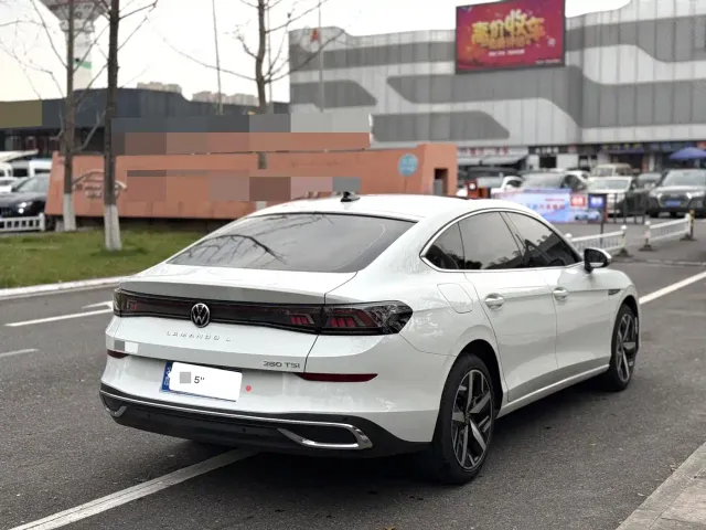 Volkswagen Lamando — Фото автомобиля 5