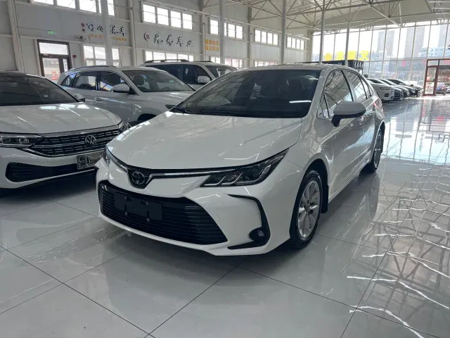 Фотография автомобиля — Toyota Corolla
