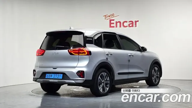 Kia Niro Niro Plus Air — Фото автомобиля 2