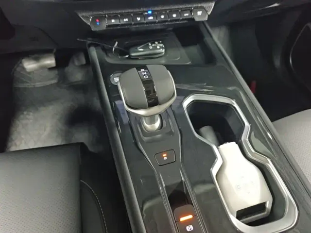 Changan CS75 — Фото автомобиля 13
