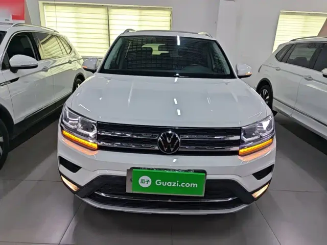 Volkswagen Tharu — Фото автомобиля 2
