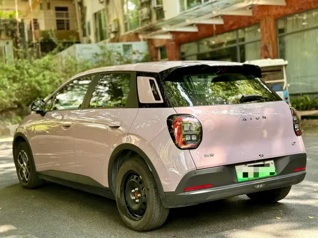GAC AION UT super — Фото автомобиля 17