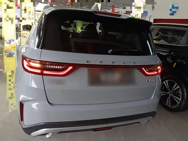 Geely Haoyue PRO — Фото автомобиля 5