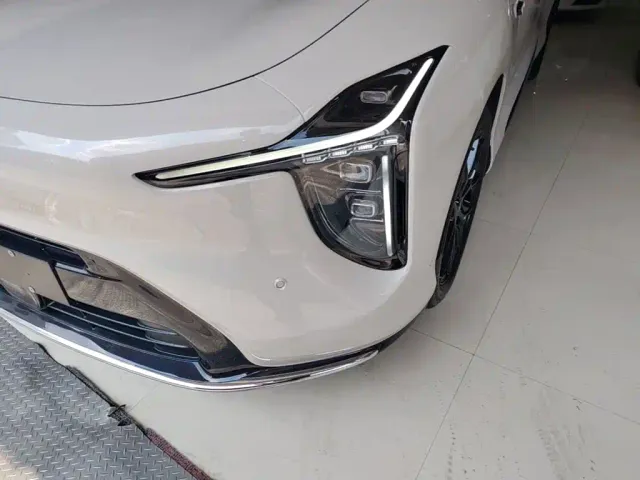 IM Motors LS6 — Фото автомобиля 23