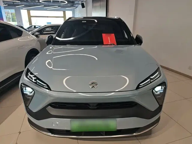 Nio ES6 — Фото автомобиля 2