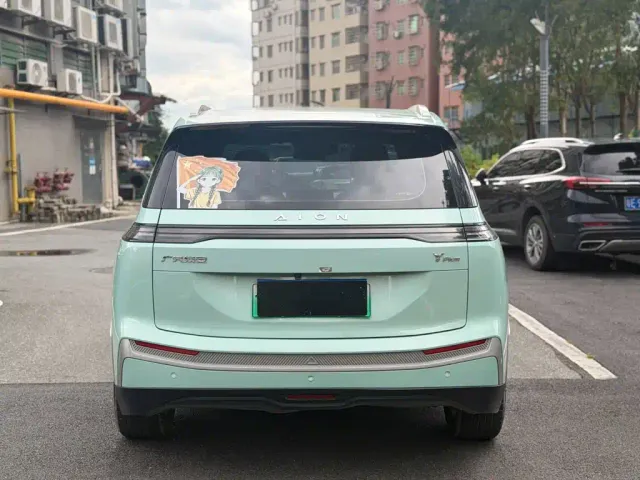 GAC Aion Y — Фото автомобиля 17