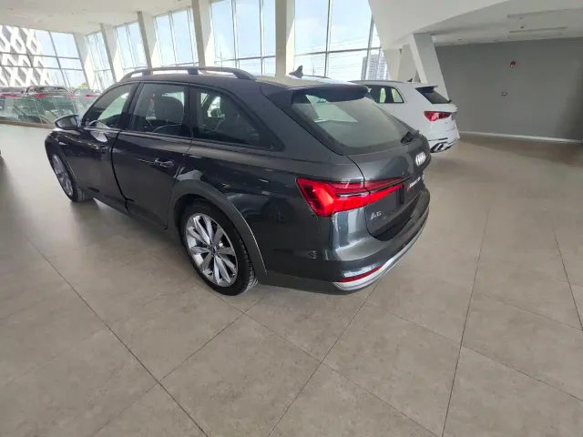 Audi A6 — Фото автомобиля 4