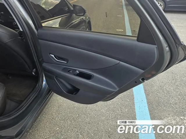 Hyundai Avante CN7 — Фото автомобиля 13