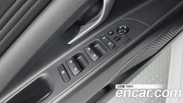 Hyundai Avante — Фото автомобиля 30