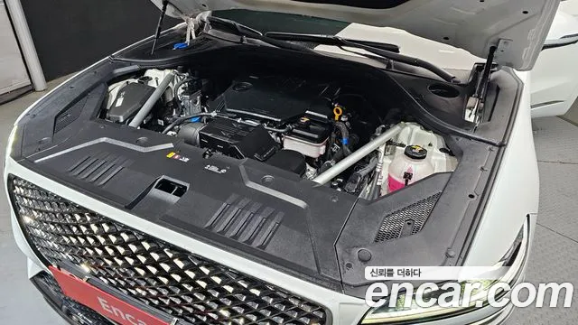 Genesis GV70 2.5T Бензин 2WD — Фото автомобиля 6